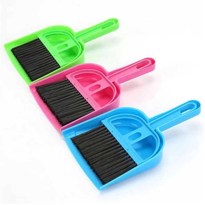 Sapu Pengki Set / Sapu dan Pengki Mini Set / Mini Dustpan / Sapu Serokan Mini Multifungsi / Sapu Pengki Set Pembersih Debu Mobil Keyboard Warna Warni High Quality