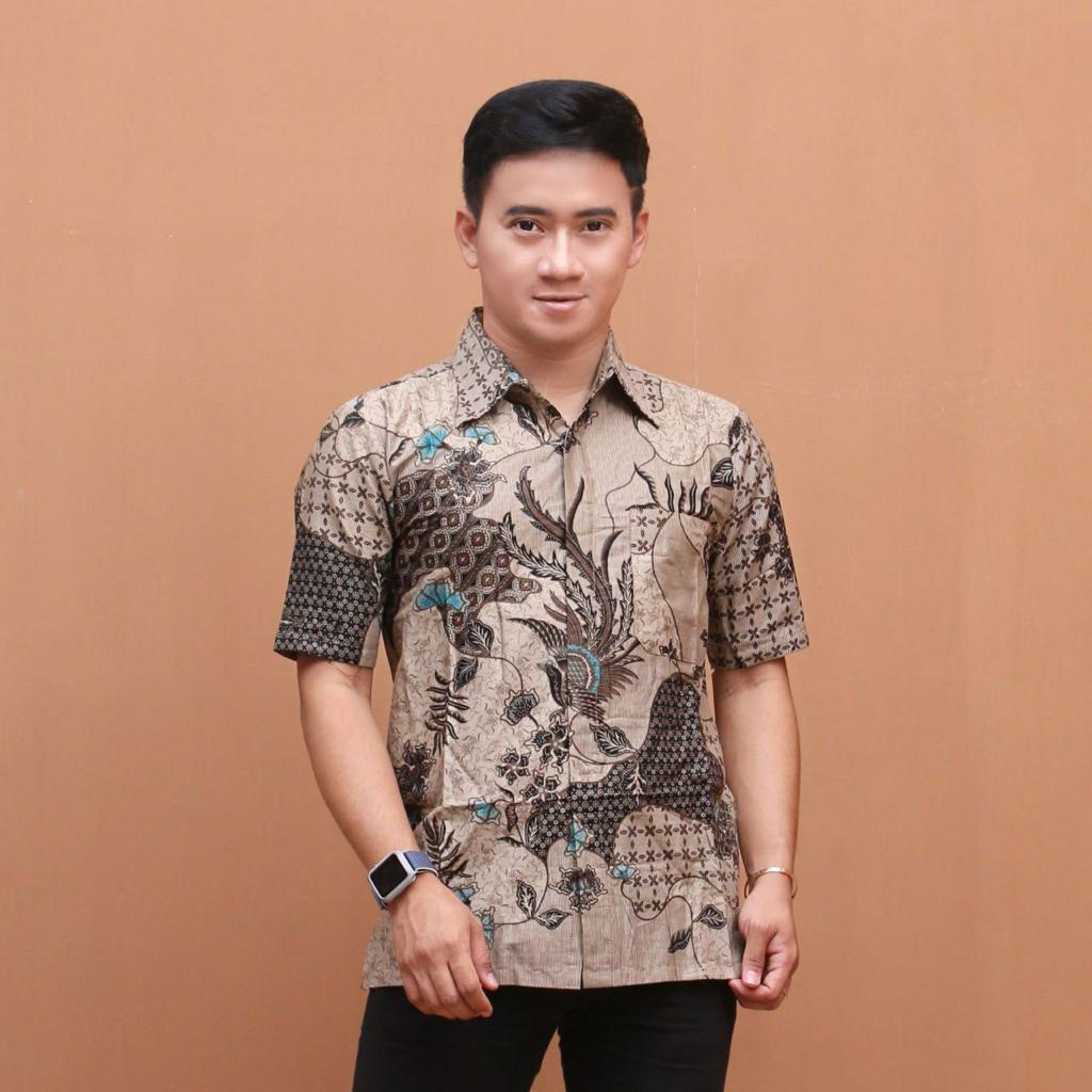 Kemeja batik lengan pendek motif gery