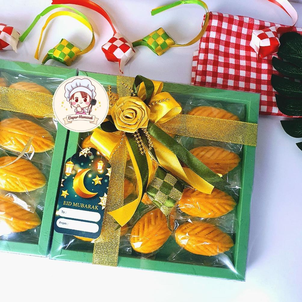 

DM - HAMPERS KUE NASTAR ISI 11PCS / KADO IDUL FITRI / KADO TAHUN BARU ISLAM / HADIAH IDUL FITRI / HADIAH ISLAMIC NEW YEAR / GIFT NEW YEAR / KUE KERING NEW YEAR HAMPERS BOX / HAPPY NEW YEAR / KADO NEW YEAR / PAKETAN LEBARAN / HAMPER TAHUN BARU IDUL FITRI