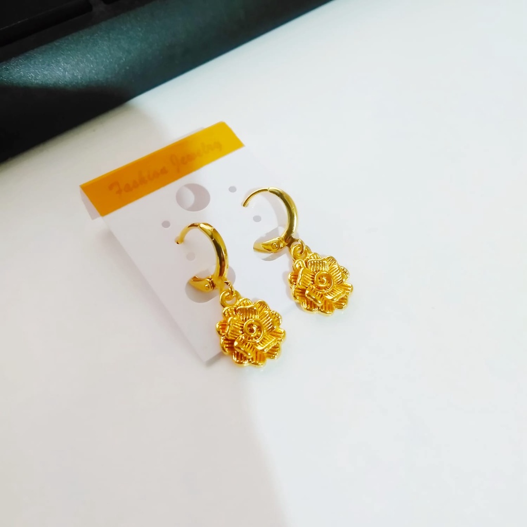 AV236 Grosir Anting Juntai Lapis Emas Anting Jepit Dewasa Motif Bunga
