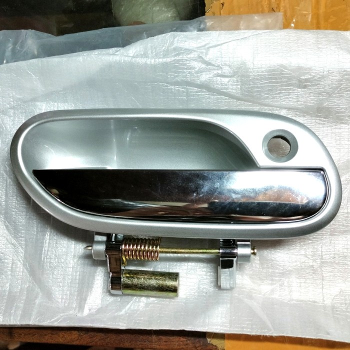 Handle Pintu Luar DEPAN KANAN Odyssey RA6 2000-2001