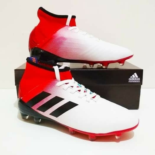 {MentariStore} Sepatu Bola Predator Adidas ORI Berkualitas