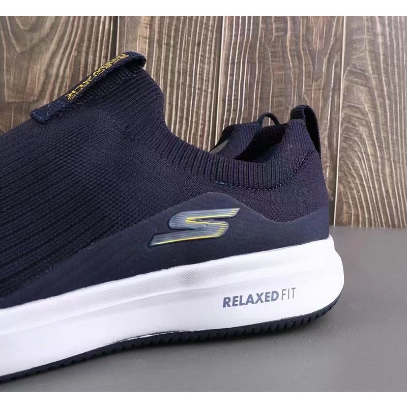 SKECHERS kasual sepatu casual sepatu pria hitam  slip on cowok  rajut pria shoes