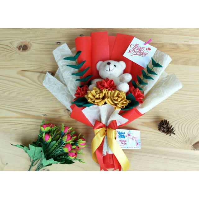 

BUKET BUNGA PITA SATIN TEDDYBEAR