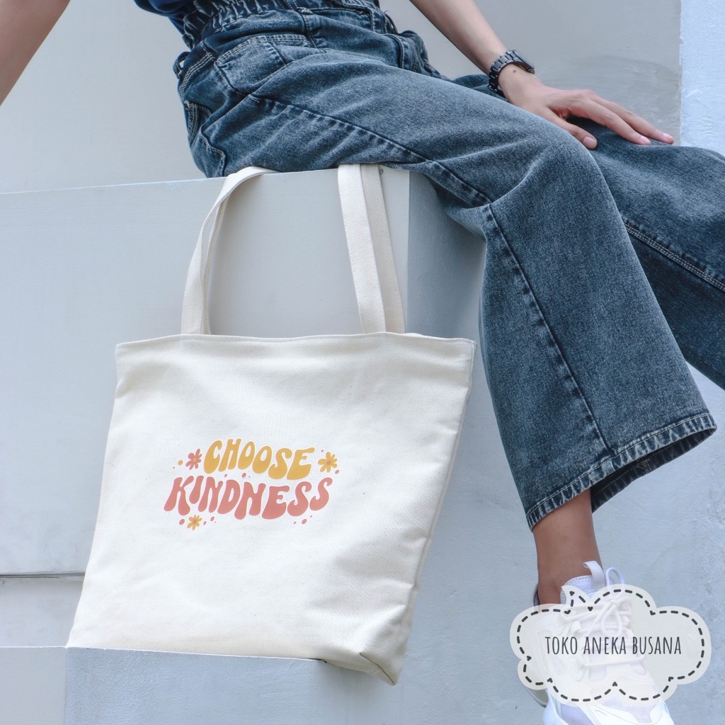 Tote Bag Wanita Kanvas Aesthetic Bahan Premium Tas Totebag Kuliah Penutup Resleting