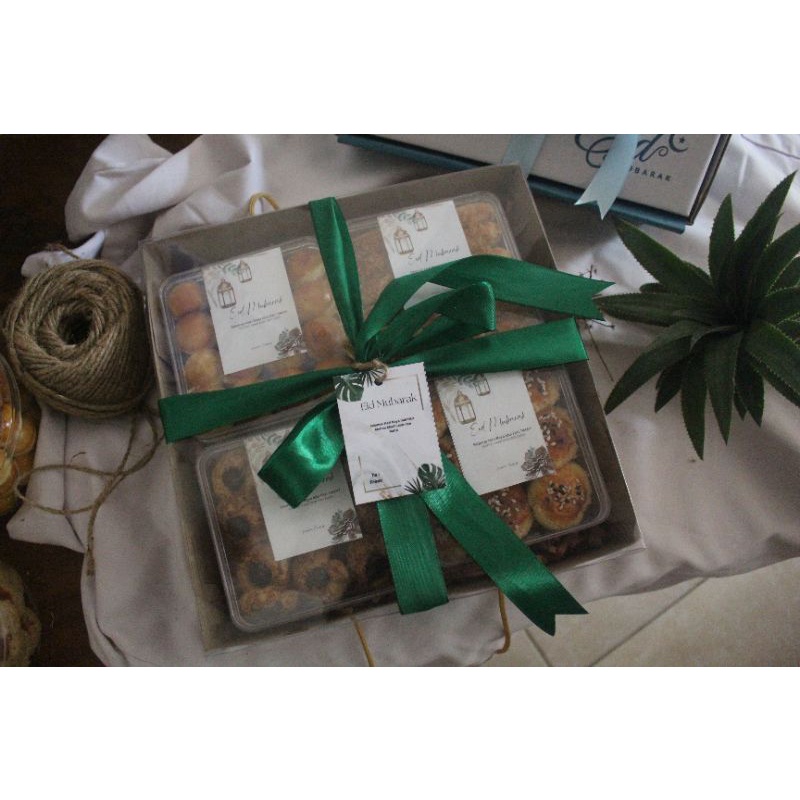 

Hampers Lebaran Kue Kering