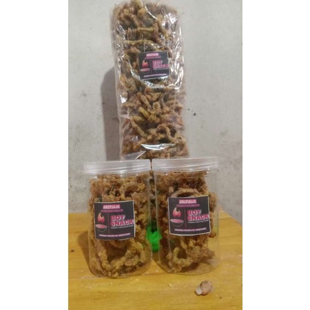 

Mumpung Promo.!! 500gr Keripik usus gurih renyah spesial balado pedas daun jeruk