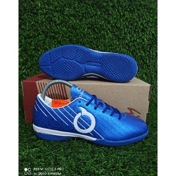 sepatu futsal anak ortuseight grade original Sepatu Futsal Junior