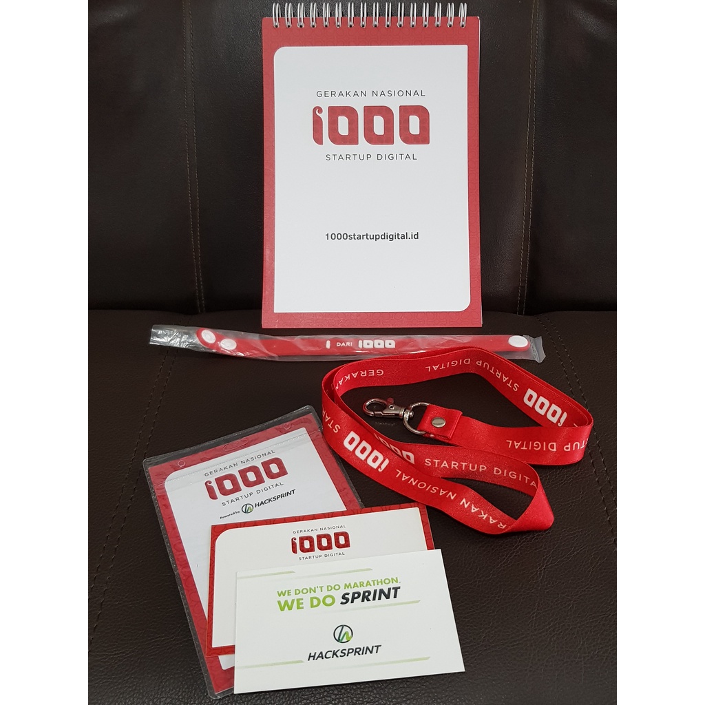 

1000 Startup Digital suvenir aksesoris merchandise - phone mockup notebook buku catatan wristband tali lanyard gantungan name tag id card