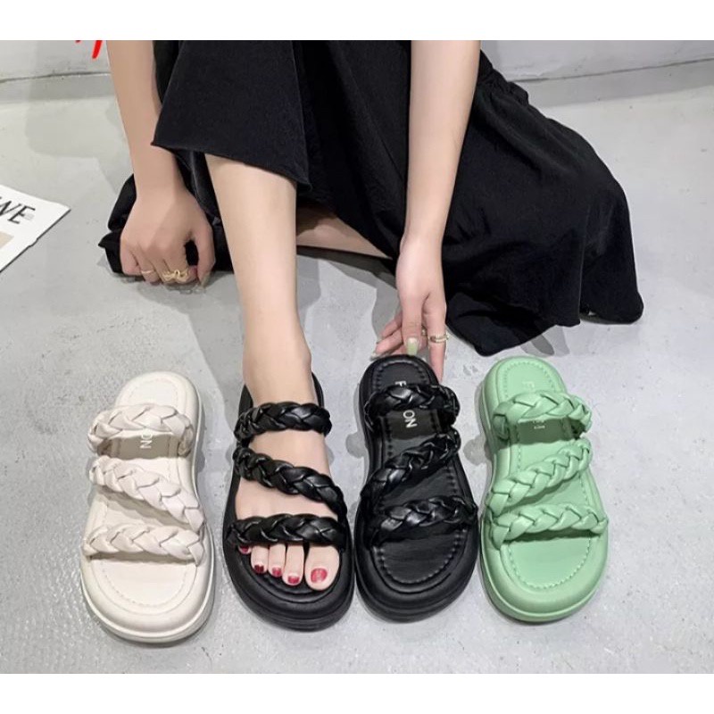 Platform sandal wanita puffy tali kepang AM 04