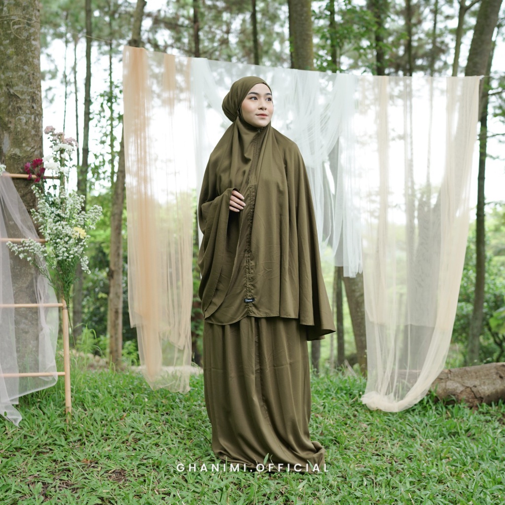 Ghanimi - Farah Prayer Set / Mukena Rayon Polos