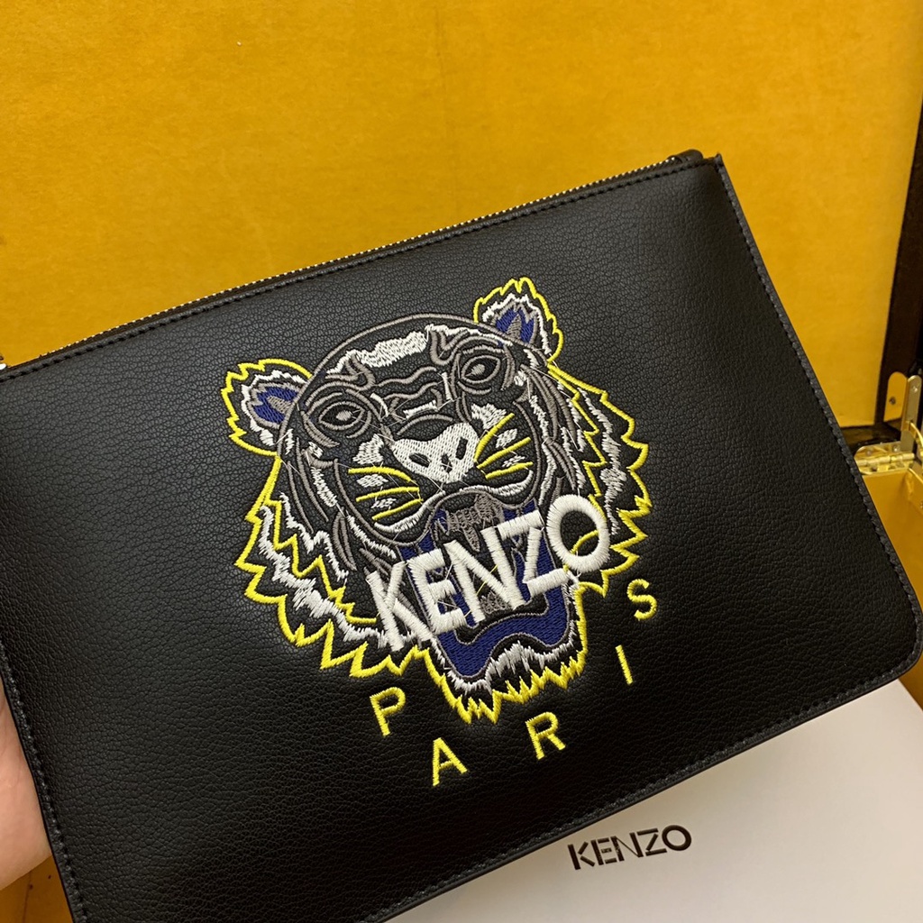 （Shopee Live） KZSNB04-9 K-Z  KZSNB04 Beautifully embroidered tiger head LOGO clutch underarm bag size: 28x18cm   snb