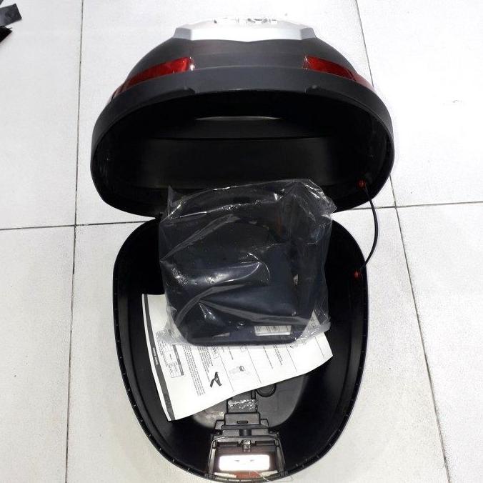 Box Givi Motor / Top Box Givi B270N Tanpa Lampu