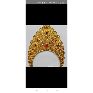 Mahkota pengantin Bali