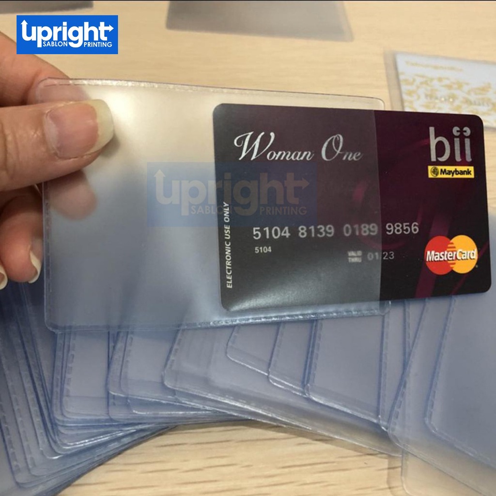 

Cover Plastik Pelindung Kartu ATM SIM KTP Member card Sampul