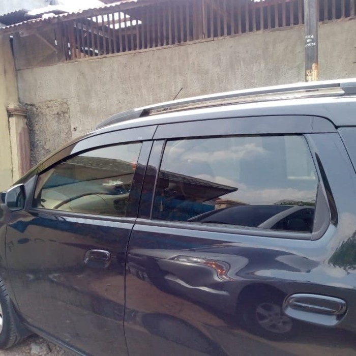 Talang Air Mobil Chevy SPIN Slim 3M