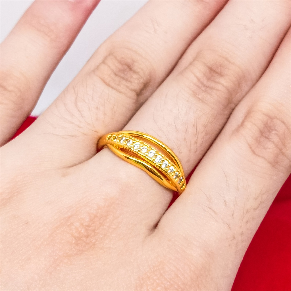 Cincin Titanium Wanita Emas Muda Anti Karat Asli Gold Emas Couple Dewasa Dan Luntur Logam Asesoris Jewelry