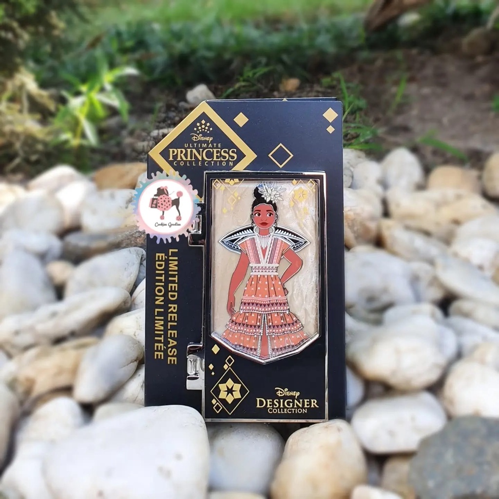 Disney Designer Collection Moana Hinged Pin