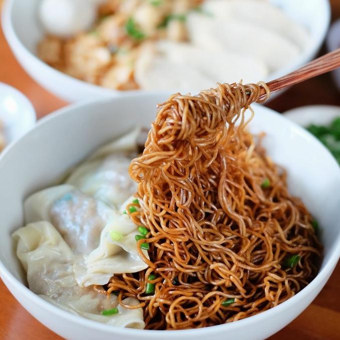 

BOWL LEH WONTON NOODLE ( MIE FROZEN ) | FROZEN PACKED | BOWL LEH