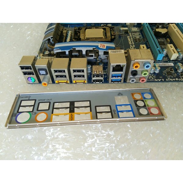 Motherboard Pc Gaming Merk Gigabyte Ga P55A Ud3 Paket Prosesor I5 750 Usb 3.0 4 Slot Ram 2 Slot Pci