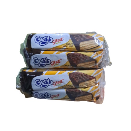 

Gery Saluut Wafer Salut Choco Hazelnut 500 isi 24pcs x 6g