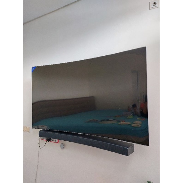 [B.U JUAL CEPAT] TV Samsung LED QA65Q8C/QLED Smart TV Curved 4K 65Q8C