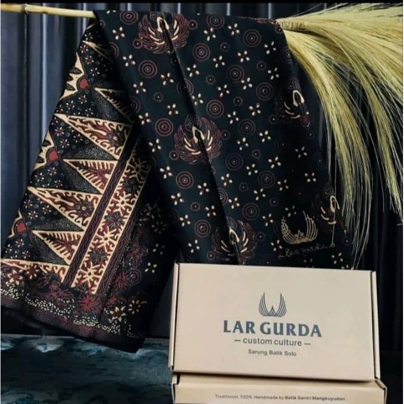 Sarung Batik Tradisional Lar Gurda