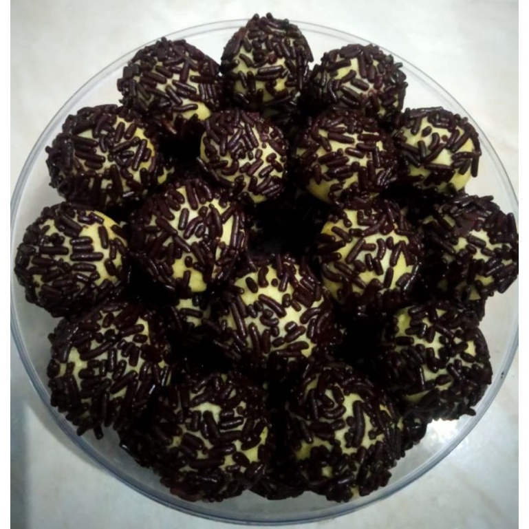 

Kuker lebaran Tumbrint coklat