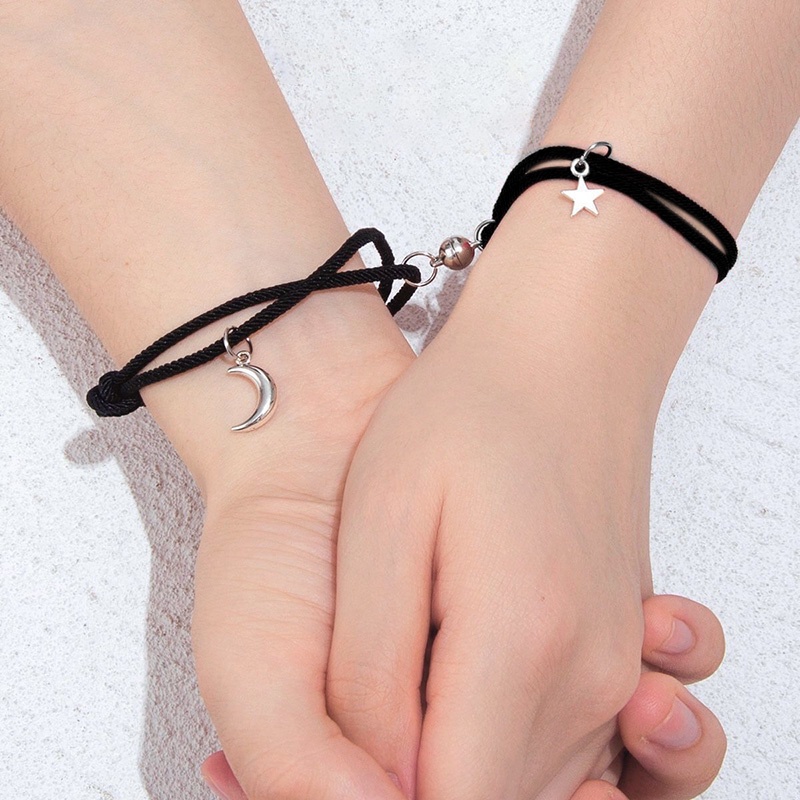 2Pcs Gelang Couple Magnet Bintang Bulan Each Other Attract Pasangan Pria Dan Wanita Aksesoris