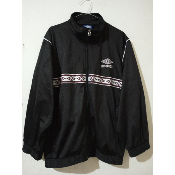 JAKET TRACKTOP UMBRO