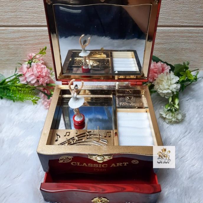 Kotak Musik Love / Love Music Box