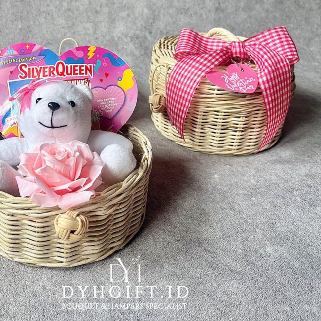 

➤ BELOVED HAMPERS VALENTINE | HADIAH PACAR | VALENTINE HAMPERS | PARCEL VALENTINES | KUE VALENTINE | BINGKISAN VALENTINE | KADO VALENTINE ♩