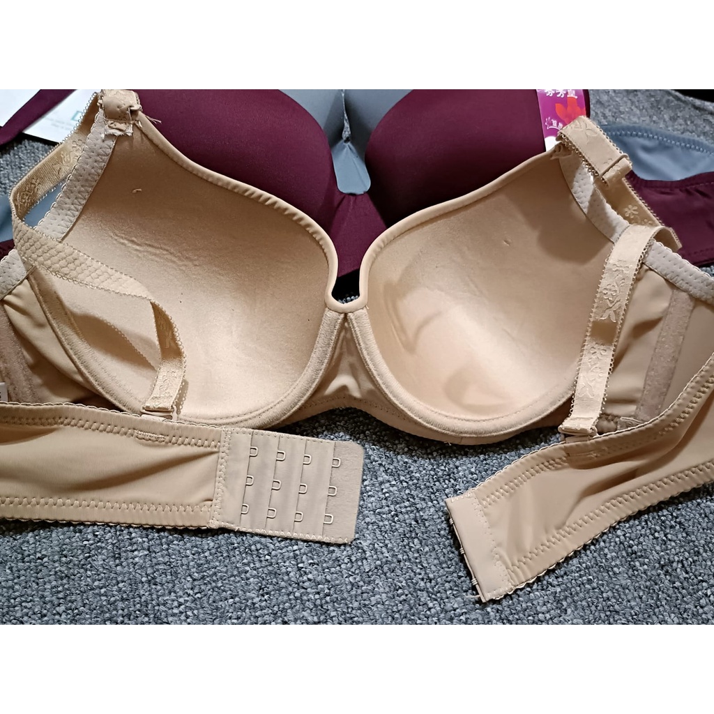 BRA / BH WANITA 897 ADA BUSA SEDANG TIDAK ADA KAWAT SIZE 36-40