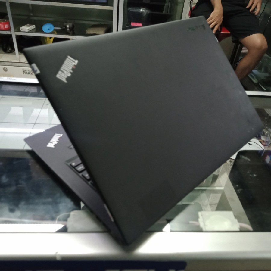 Laptop Lenovo x1 Carbon core i5 gen 3 Ssd 128Gb Ram 8Gb Siap Pakai