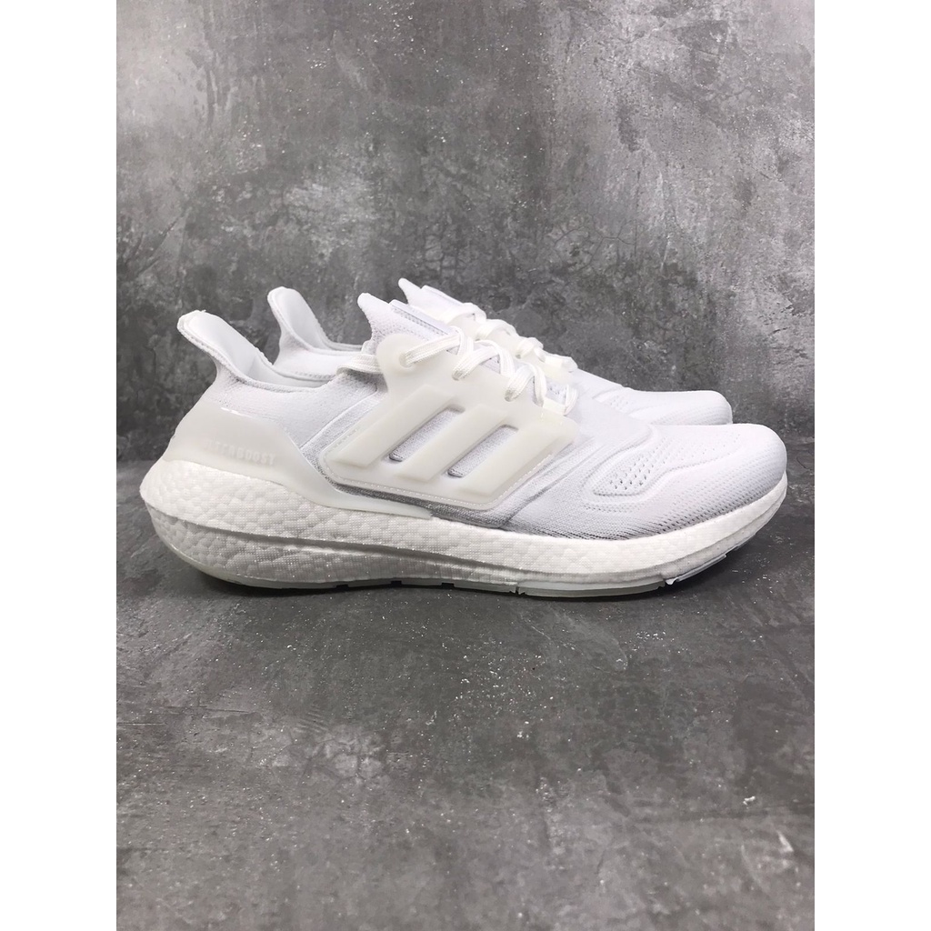 Ultraboost 22 Cloud White, 100% Real Pic.