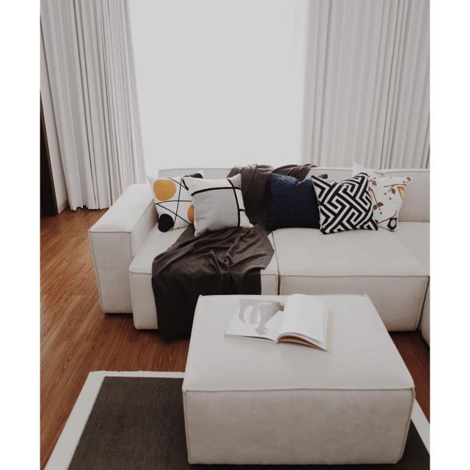 Scandia Sarung Bantal Sofa Cushion Cover Roscue 45X45 Cm