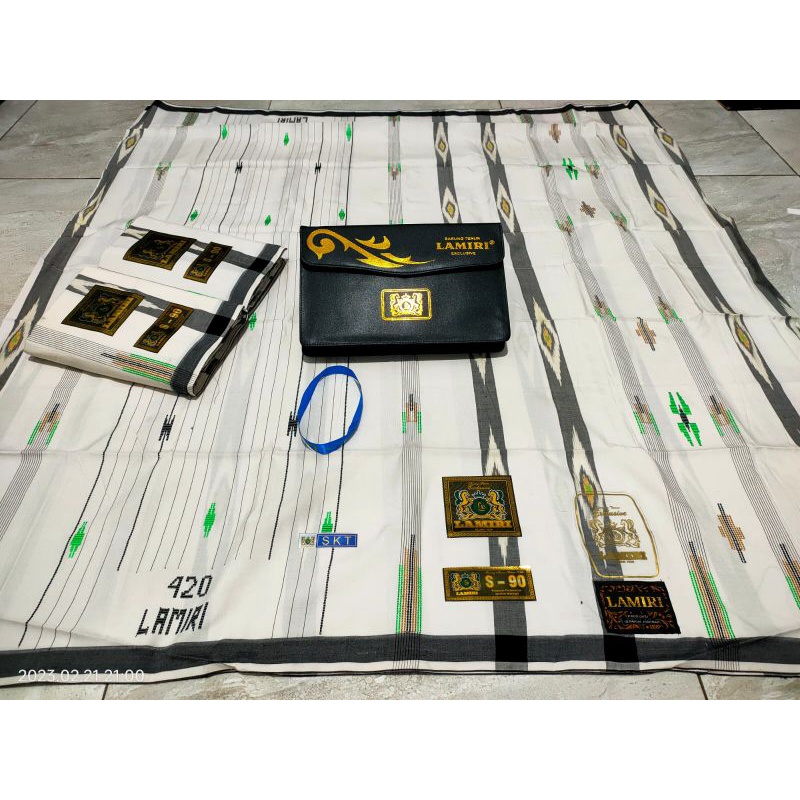sarung lamiri songket