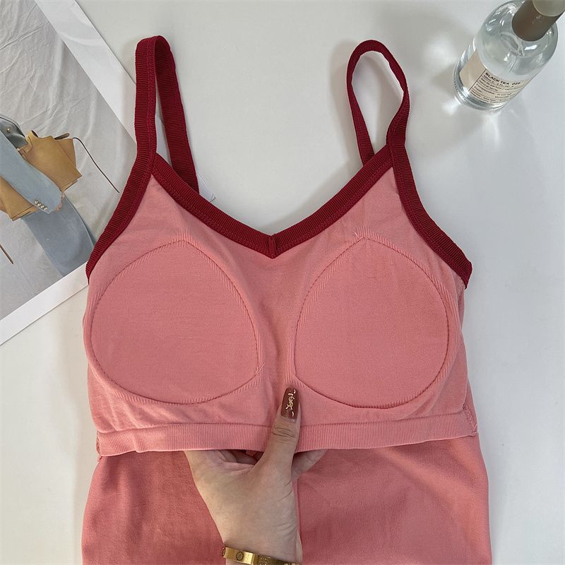 Red Cantik Kembali Yang Sesuai dengan Warna Panjang Kamisol Pakaian Luar Wanita dengan Bantalan Dada One-Piece Pembungkus Dada Bottoming Anti-selip pakaian Dalam Tube Top