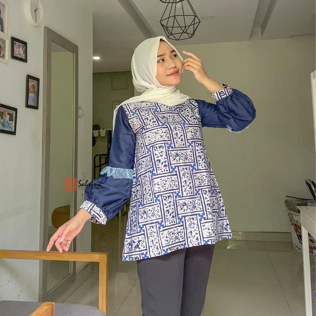 Kyara Blouse Batik Wanita Modern Kekinian Cap Katun Navy Elegan