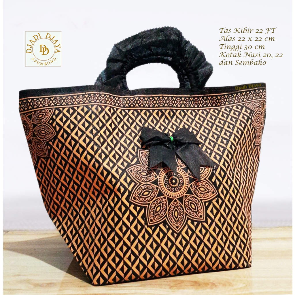 

Tas Hajatan Goodie Bag Kibir 22 FT Handle Hitam