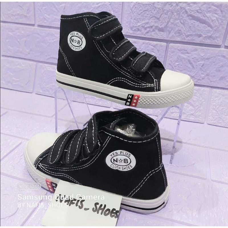 sepatu n#b anak sekolah tk sd perekat velcro size 30-38