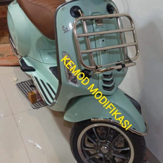 AKSESORIS FRONT RACK RAK DEPAN VESPA PRIMAVERA DAN SPRINT