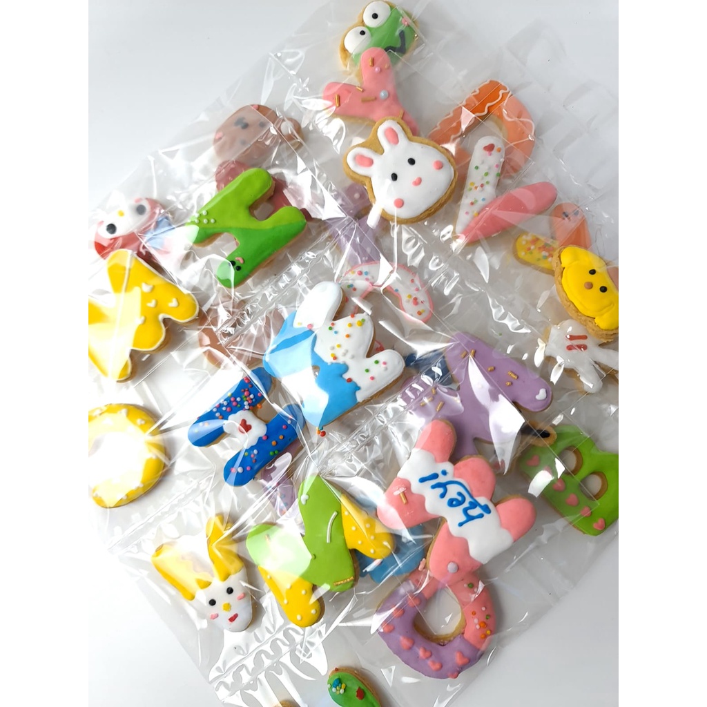 

Cookies Huruf alfabeth dan angka satuan big size
