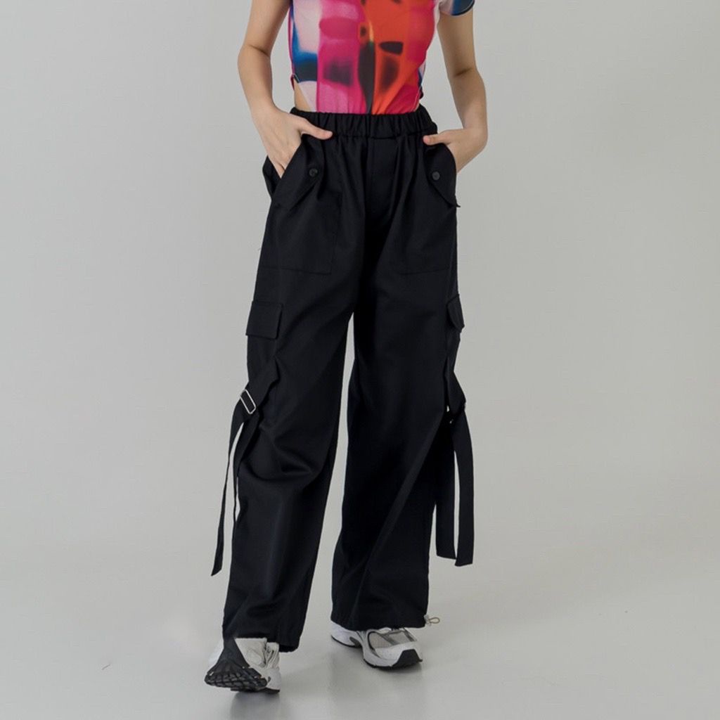 ANAIRA CARGO PANTS -Highwaist Cargo
