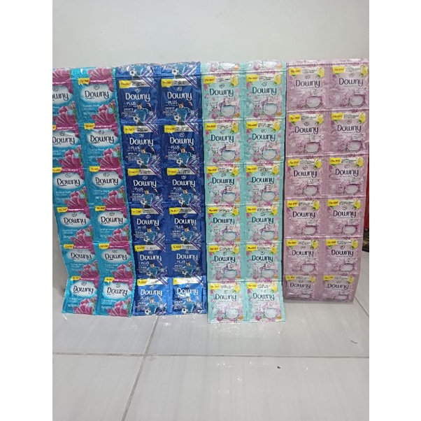 downy sachet 500- 2 renceng (24 sachet)
