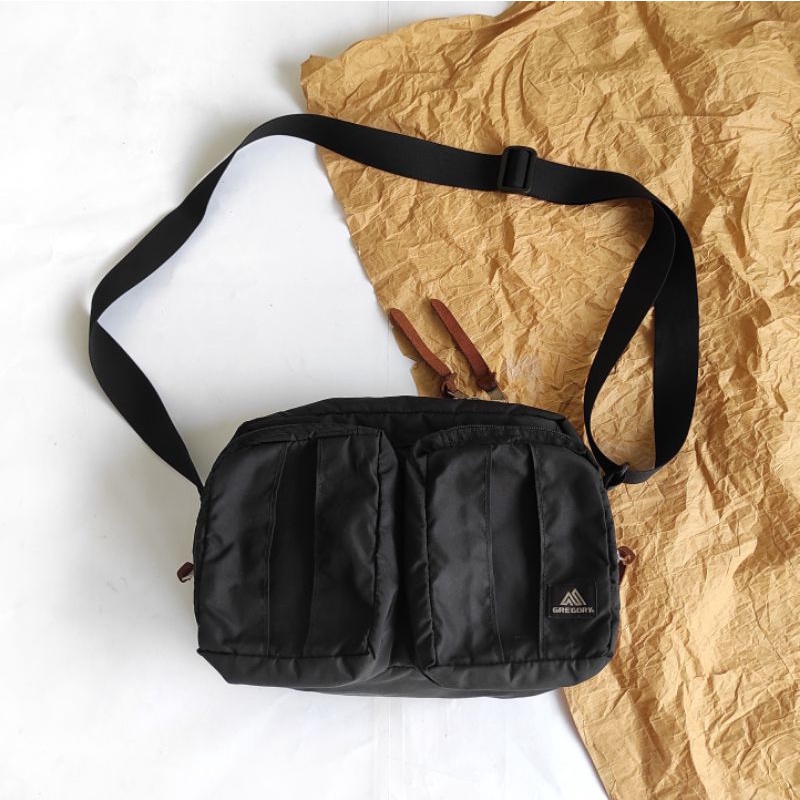 Gregory sling bag