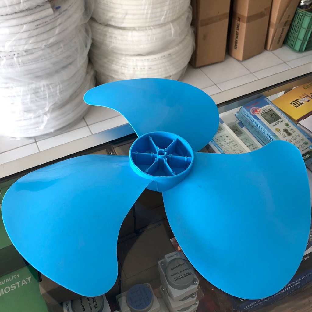 BALING BALING KIPAS ANGIN 16 INCH MIYAKO COSMOS / UNIVERSAL