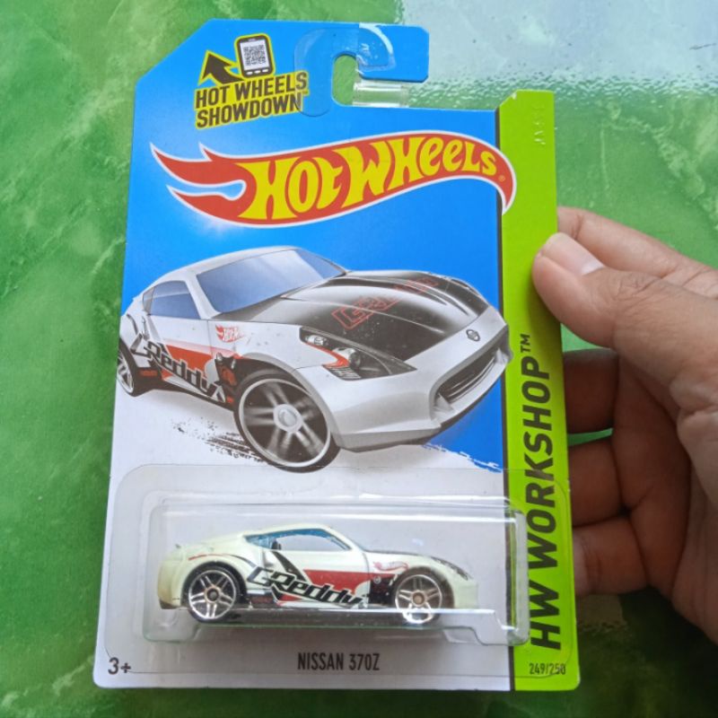 Hot wheels hotwheels Nissan 370z putih