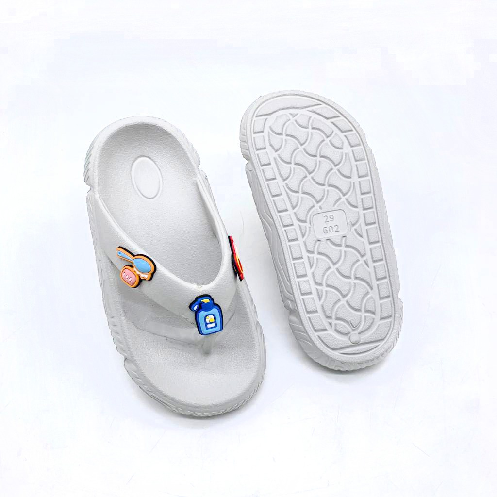 Sandal Jepit Sandal Anak Laki-Laki Bahan Karet Tidak Licin Ringan Simple Terbaru Size 26-31