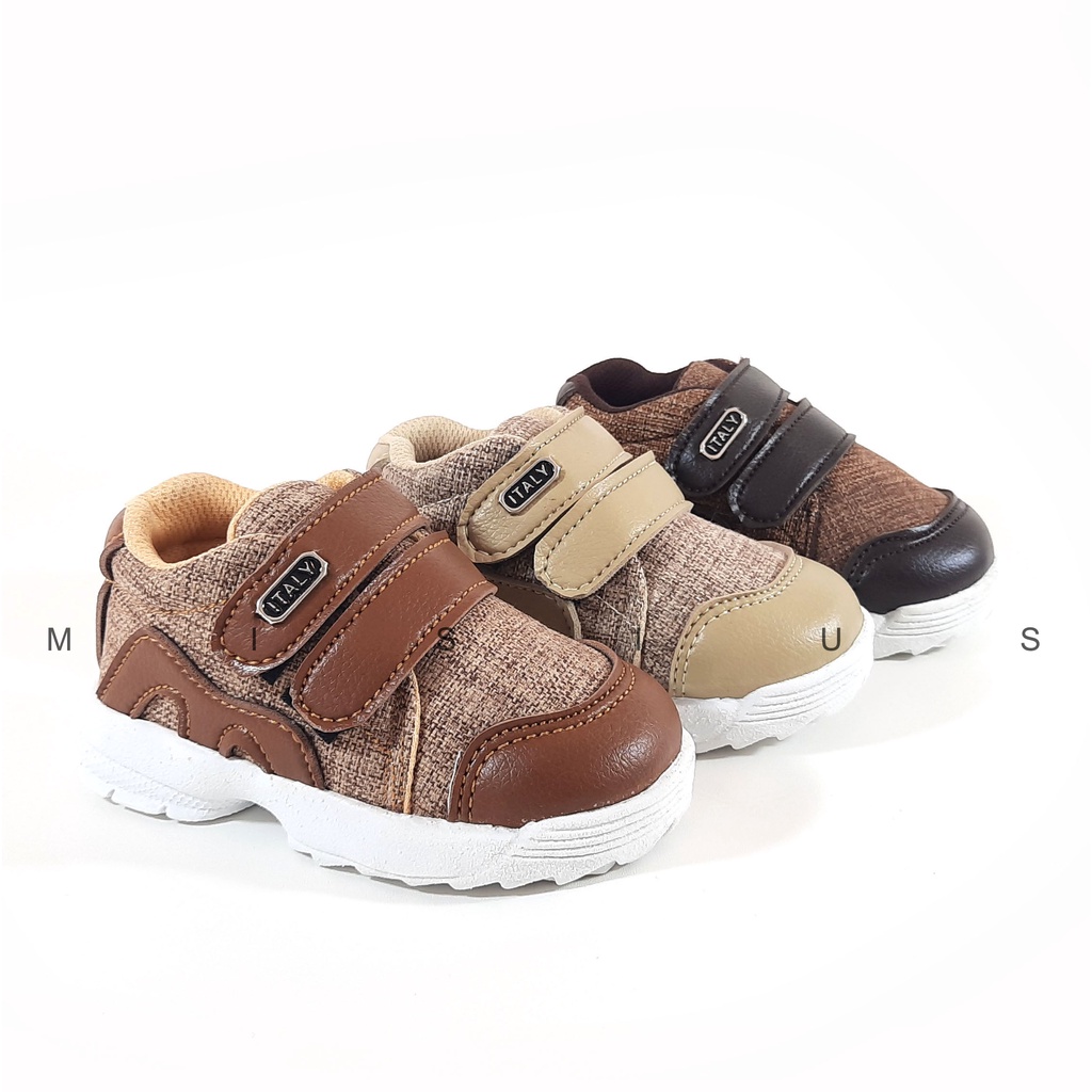 Misius - MUSTART Sepatu Anak Model Antislip Perekat Velcro